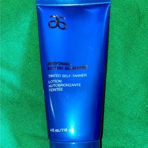Arbonne self tanner